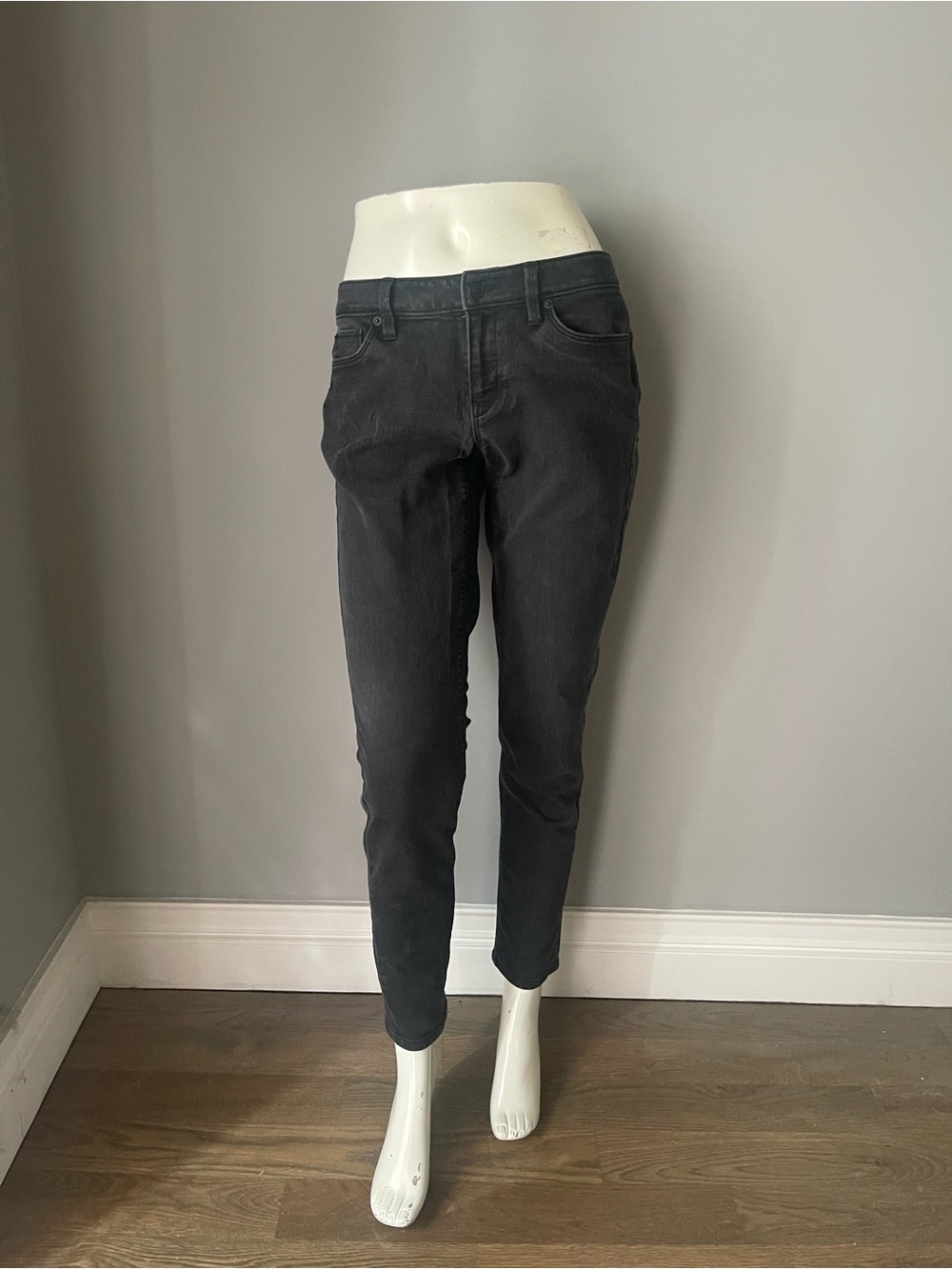 LOFT Black Ankle Crop Jeans